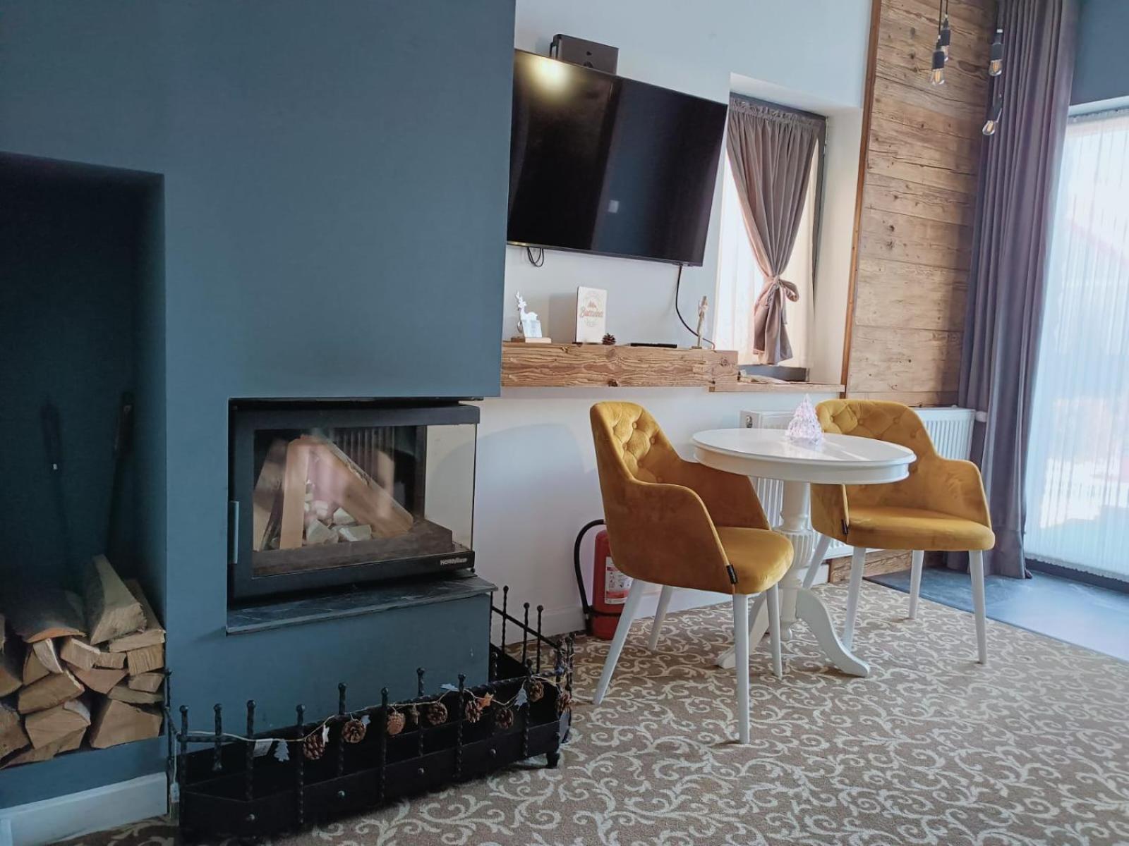 Residence Rooms Bucovina Кымпулунг-Молдовенеск Экстерьер фото