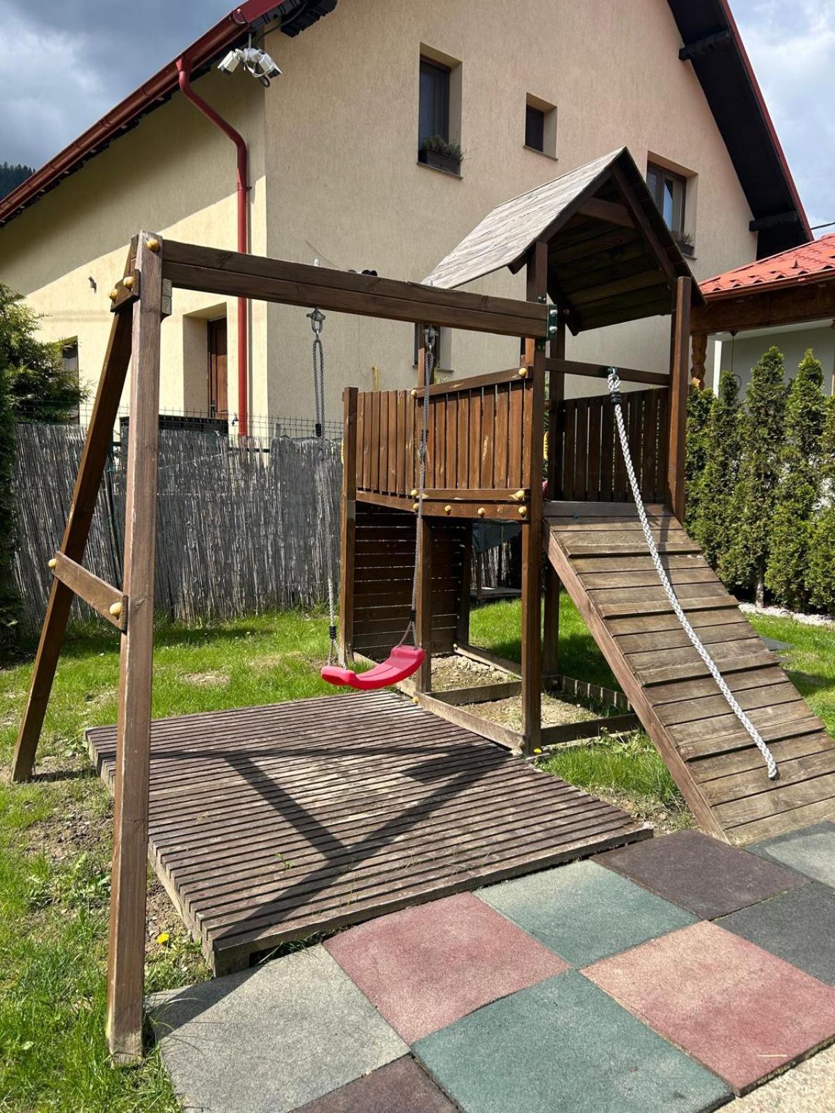 Residence Rooms Bucovina Кымпулунг-Молдовенеск Экстерьер фото